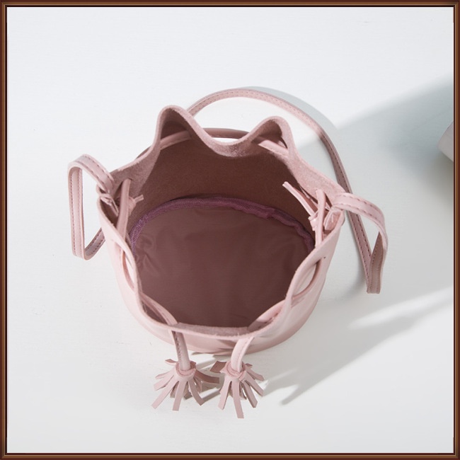 Túi Đeo Vai Rút Dây Màu Trơn Phối Tua Rua Thời Trang Cho Nữ