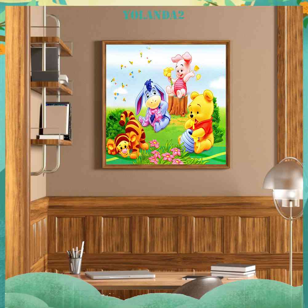 Tranh Đính Đá Kim Cương Toàn Bộ Tròn Hình Winnie the Pooh Và Hổ Trang Trí Nhà Cửa