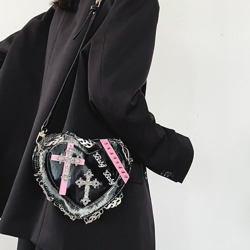 Túi Đeo Chéo Da PU Hình Trái Tim Phong Cách Gothic Harajuku Nhật Bản Cho Nữ