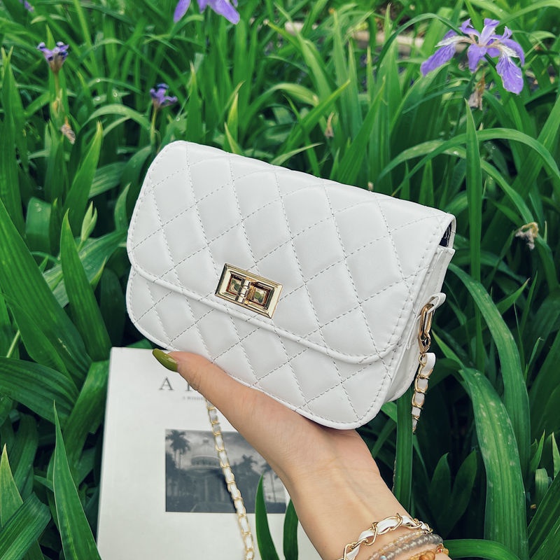 Túi Xách Mini Phối Dây Xích Đeo Vai Kiểu Hàn Quốc Dễ Thương Cho Nữ