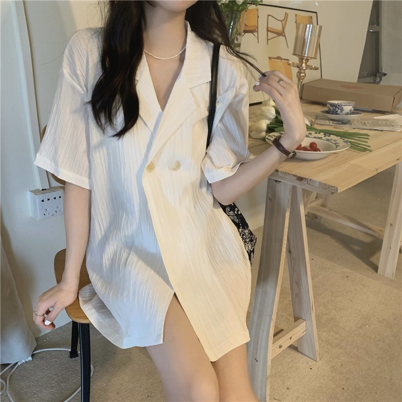 Áo Thun Nữ Ngắn Tay Cổ Chữ V Dáng Rộng