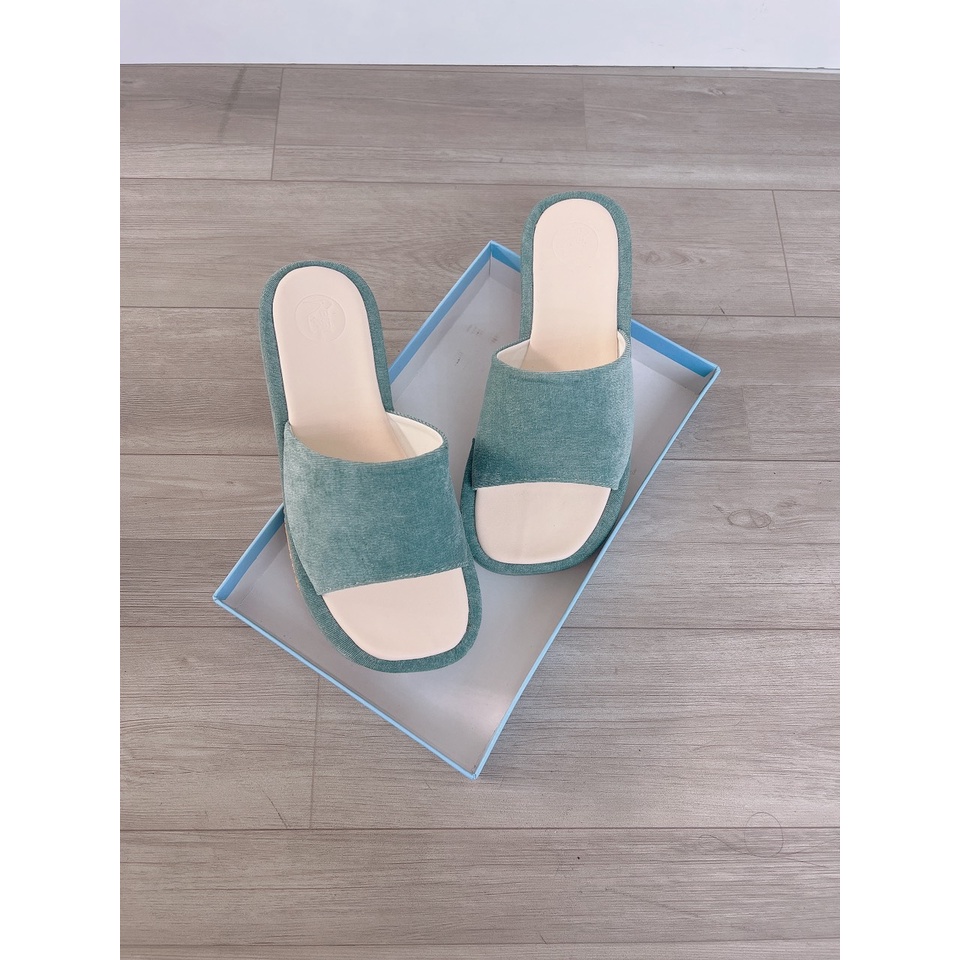 Dép bánh mì bigsize quai ngang  đủ màu cao 2,5 cm size 40-44