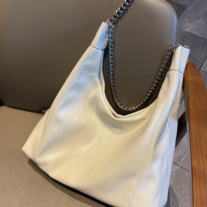 Túi Xách Da Cỡ Lớn Có Dây Xích Đeo Vai Sành Điệu Cho Nữ