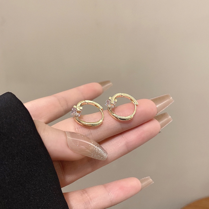 Bông Tai Bằng Thép Titan Đính Đá Zircon Hình Vuông Đơn Giản Thời Trang Hàn Quốc Cho Nữ