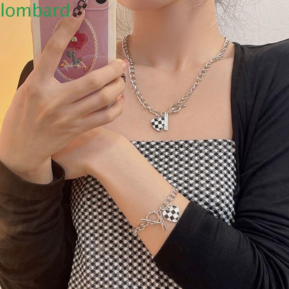 Vòng Tay Dây Xích Mặt Trái Tim Phong Cách Hàn Quốc Cổ Điển Cho Nữ