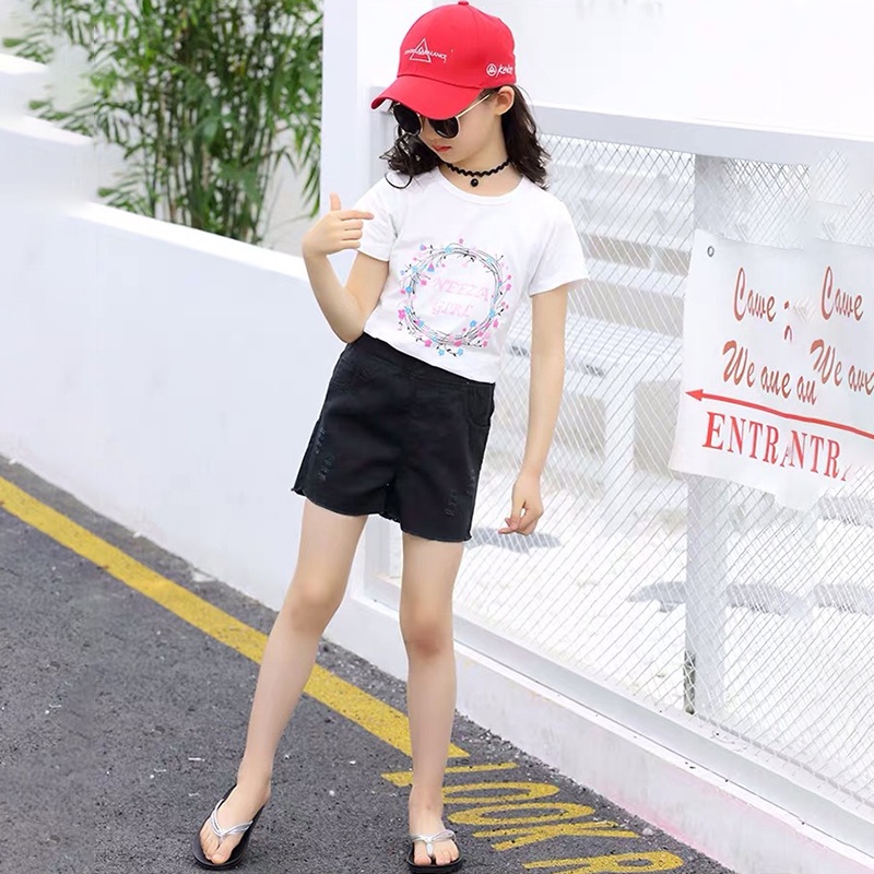 Quần Short Denim Màu Sắc Dễ Thương Đáng Yêu Xinh Xắn Cho Bé 3-9 Tuổi