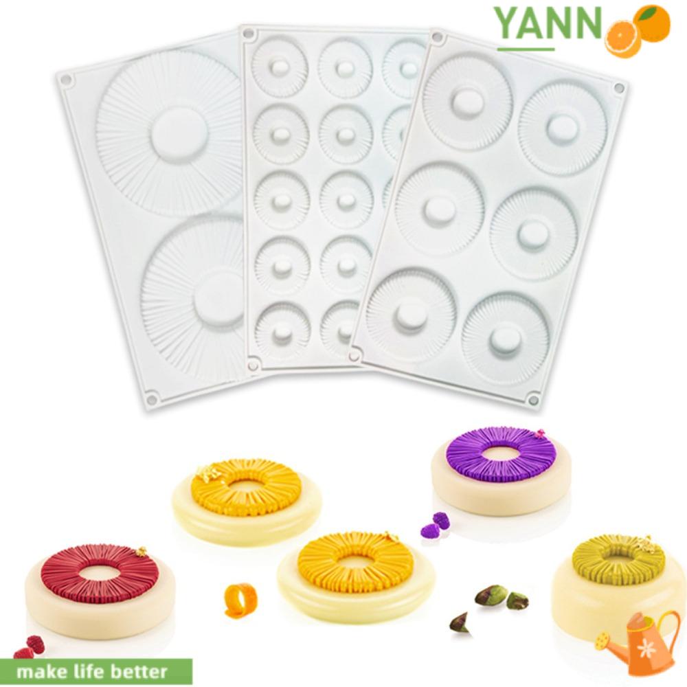 Khuôn Làm Bánh Donut / Xà Phòng Thủ Công 3D Bằng Nhựa Resin