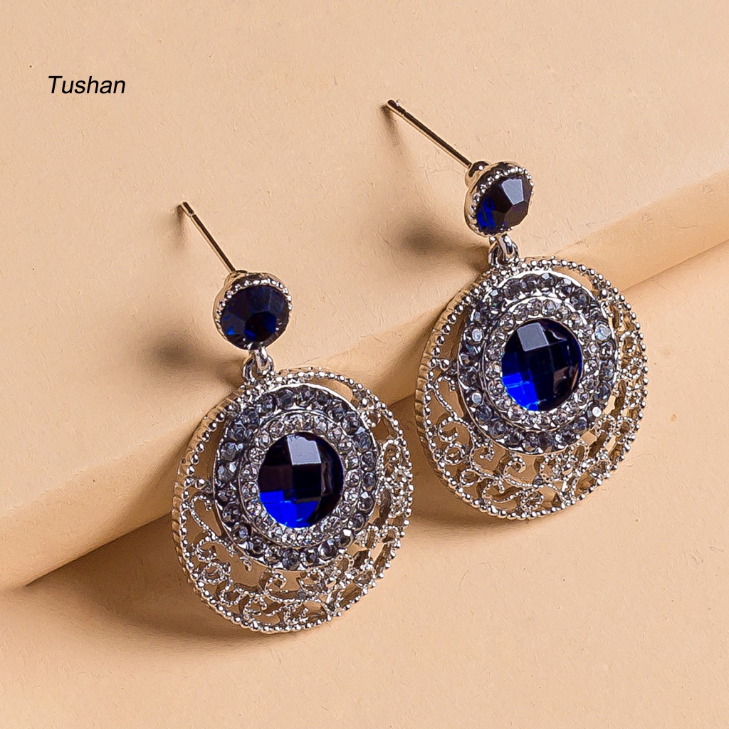 Đôi Bông Tai Mặt Tròn Đính Đá Kiểu Dáng Đơn Giản Cho Nữ