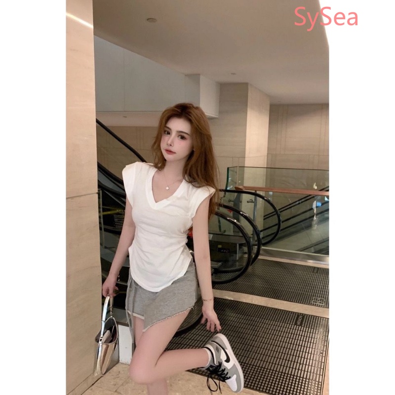 Bộ Áo Sơ Mi Không Tay Cổ Chữ V + Quần Short Thời Trang Mùa Hè Dành Cho Nữ