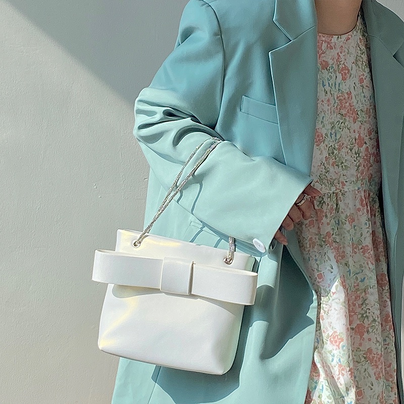 Túi Đeo Chéo Vai Có Dây Xích Thời Trang Phương Tây Cao Cấp Dành Cho Nữ