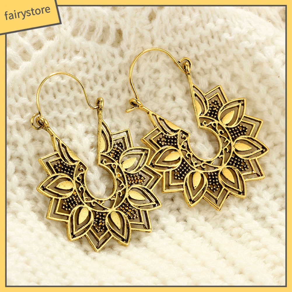 Bông Tai Hình Hoa Rỗng Phong Cách Vintage Thời Trang Cho Nữ