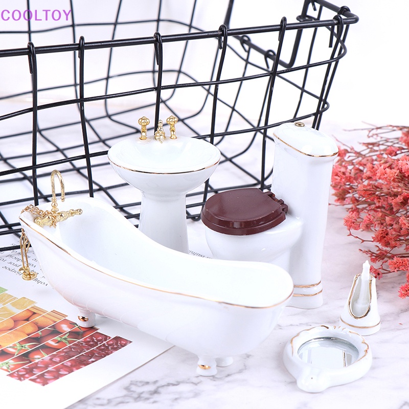 Bộ 5 Mô Hình Bồn Cầu Bằng Sứ Tỉ Lệ 1: 12 Dùng Trang Trí Nhà Búp Bê