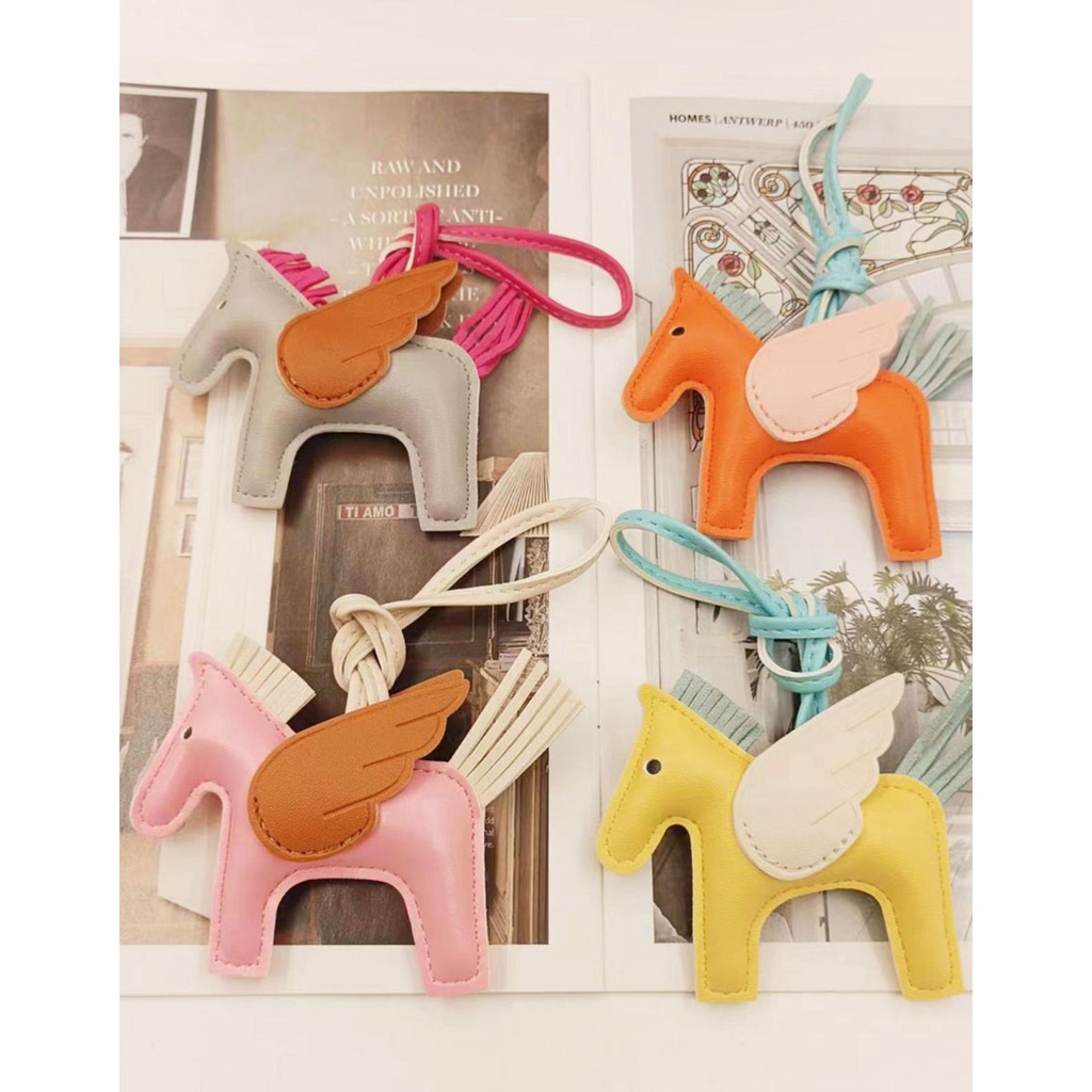 H Mặt Dây Chuyền Hình Ngựa pony mini May Bằng Tay Dễ Thương Trang Trí Túi Xách / Xe Hơi