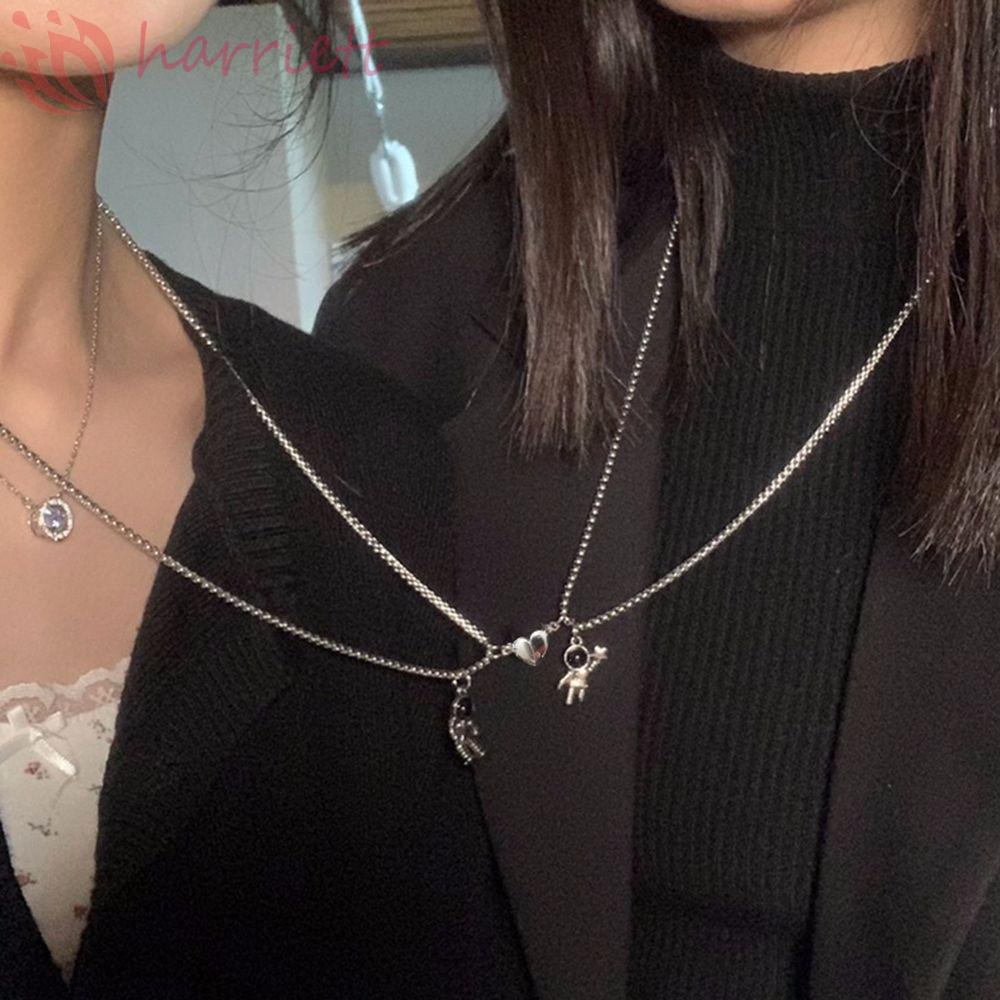 Vòng cổ Mặt Hình Phi Hành Gia Trái Tim Đơn Giản Sáng Tạo Phong Cách Hip Hop Hàn Quốc