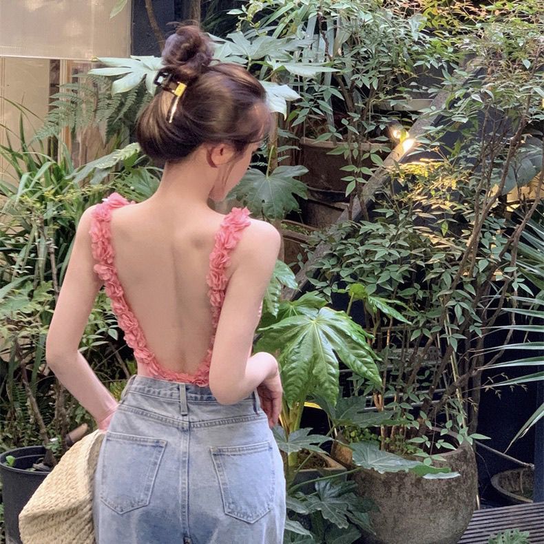 Áo Hai Dây Mùa Hè 2023 Dáng Ôm Họa Tiết Hoa Ba Chiều Phong Cách Mới Cho Nữ