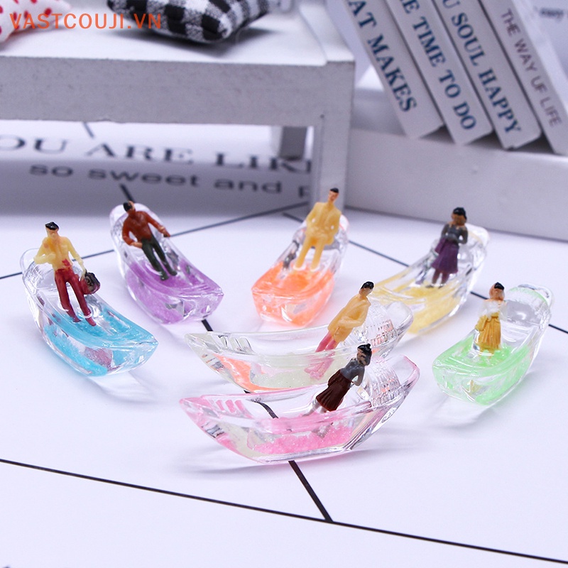 Bộ 2 Mô Hình Thuyền Villa Mini Phát Quang Dùng Trang Trí