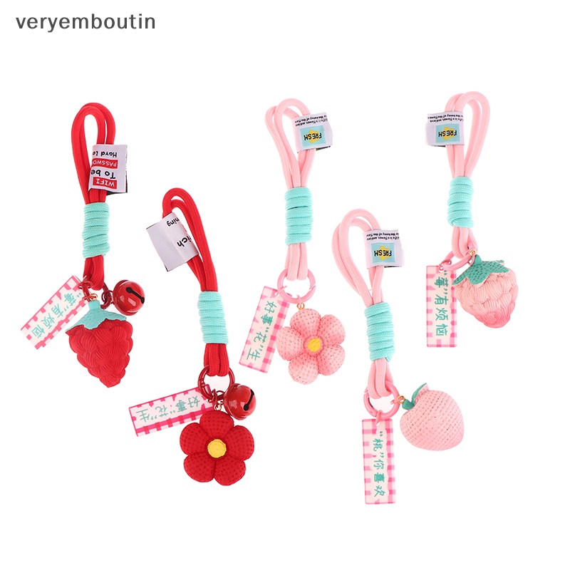 Móc Khóa Xe Hơi / Túi Xách Bằng Resin Hình Quả Dâu Dễ Thương Sáng Tạo Thích Hợp Làm Quà Tặng Cá Nhân