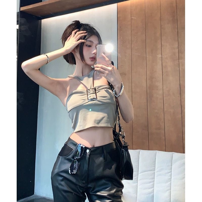 Áo Ống Ngắn Sát Nách Cổ Yếm Màu Trơn Ngọt Ngào Cho Nữ