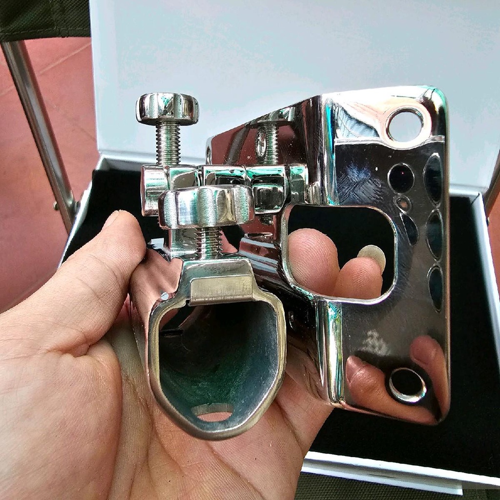 Bộ phụ kiện | Pát inox cao cấp gắn cho thùng câu cá Xsamtin 2700 và 3300 phiên bản 2023