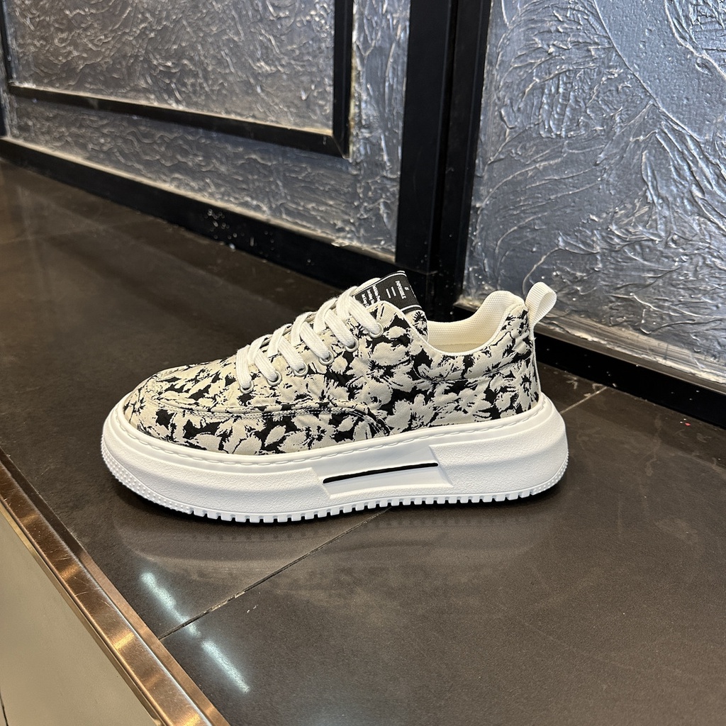 Thời trang mùa hè giày nam xu hướng thanh niên giày bệt thông thường thoáng khí giày thể thao nhẹ chống trượt giày nam thương hiệu niche