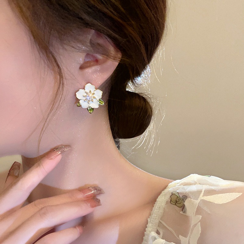 Khuyên Tai Đính Hạt Ngọc Trai Hoa Trà Sang Trọng Thanh Lịch Làm Quà Tặng Cho Bạn Gái / Ngày Valentine