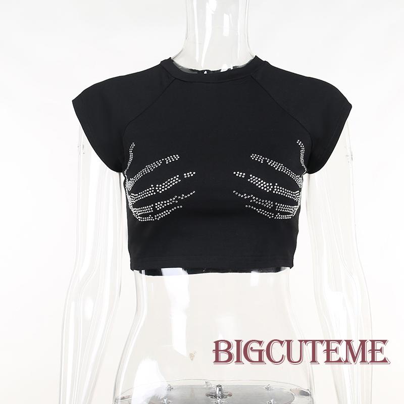 Áo Thun Crop Top Tay 1 / 4 Cổ Tròn Màu Đen Thời Trang Xuân Hè Cá Tính Cho Nữ