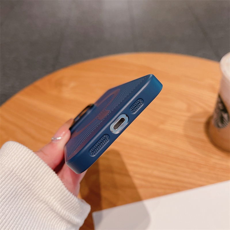 Ốp Điện Thoại Cứng Có Lỗ Thoát Nhiệt Từ Tính Cho Iphone 14 13 11 12 Pro Max 14 Plus 11 Pro