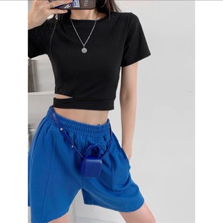 Áo croptop cổ tròn khoét eo