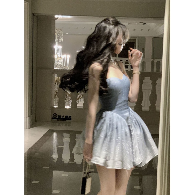 Đầm Hai Dây Dáng Dài Màu Xanh Dương Gradient Thời Trang Cao Cấp Cho Nữ
