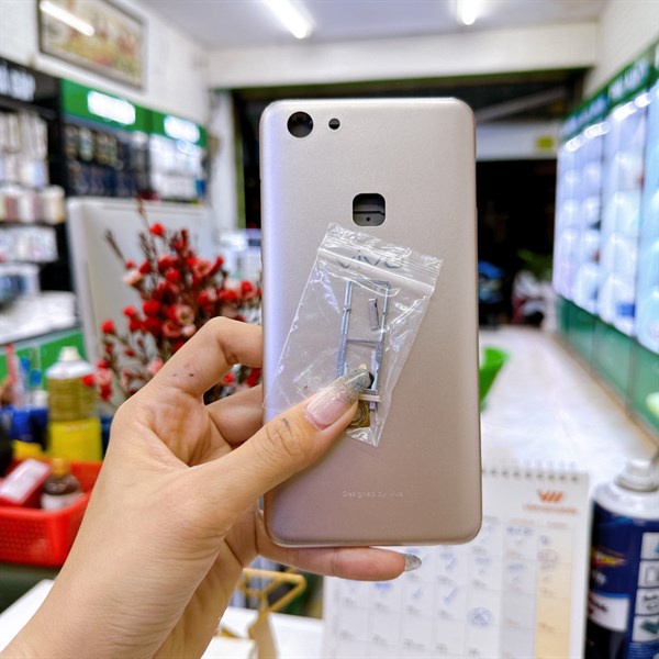 Bộ vỏ Vivo V7 zin mấu máy chuẩn. hàng như hình.