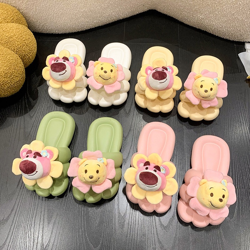 Dép Xỏ Ngón EVA Đế Dày Chống Trượt In Hình Gấu Winnie Dễ Thương