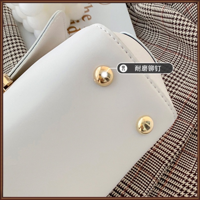 Túi Xách Da Pu Hình Vuông Có Khóa Nam Châm Phối Dây Xích Thời Trang Dự Tiệc