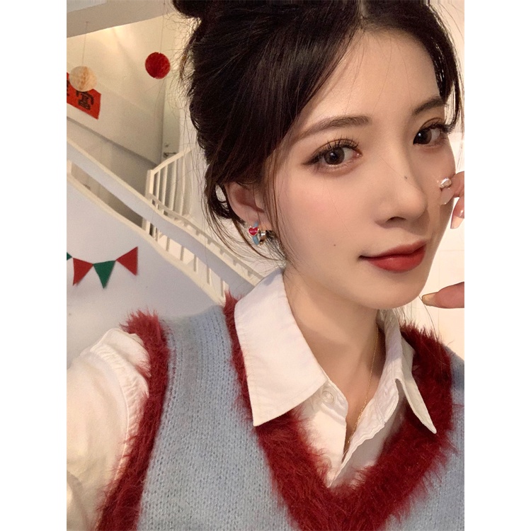 Khuyên Tai Trái Tim Năm Mới Màu Trắng Thiết Kế Nhỏ Nhắn Xinh Xắn Dành Cho Nữ