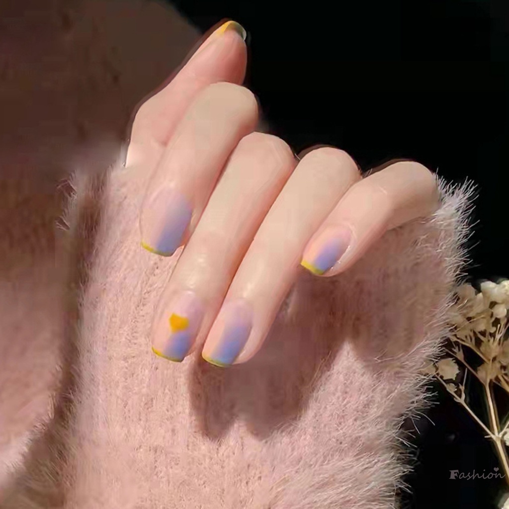 Móng Tay Giả Ngắn Hình Tròn Màu Sắc Tuyến Tính