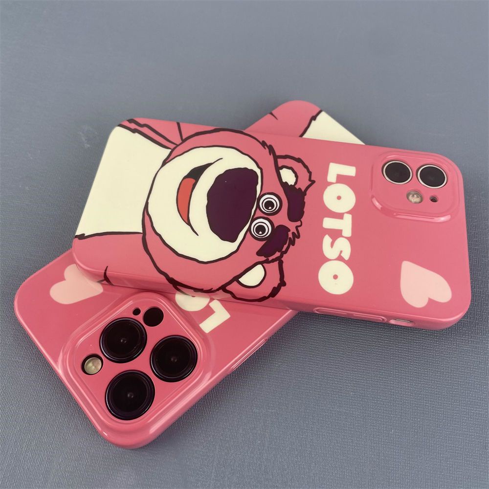 Ốp Điện Thoại Cứng Họa Tiết Gấu Và Dâu Tây Dễ Thương Cho Iphone 11 xr12 13 14pro max TR6Z