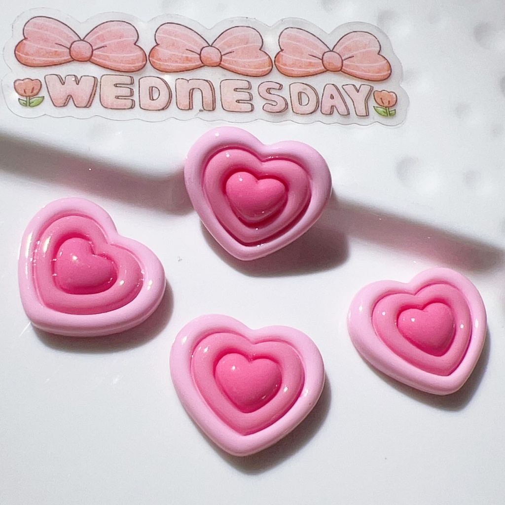 Set 20 Phụ Kiện Trang Trí Điện Thoại / Kẹp Tóc / Giày Hình Trái Tim Ba Lớp Bằng Nhựa Resin Màu Sáng DIY Dễ