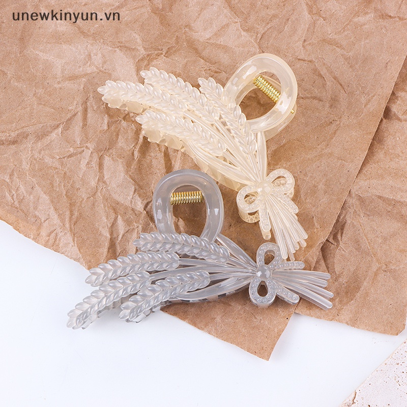 Kẹp Tóc Hình Cá Mập Bằng Acrylic Màu Thạch Cho Nữ