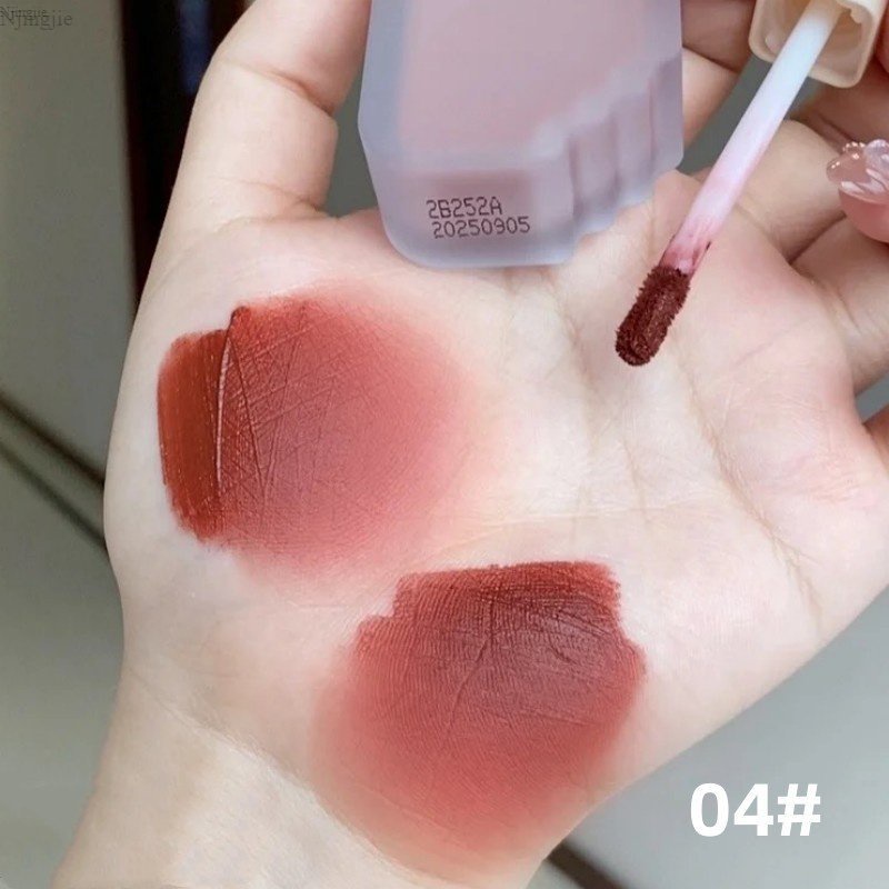 Son Kem Lì HEY YUE Màu Nhung Mượt Mà Với Cấu Mờ Dễ Thoa Quyến Rũ