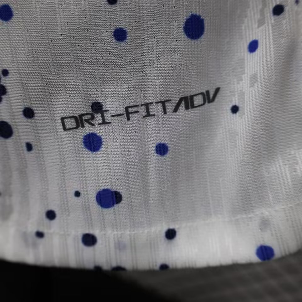 Áo Thun Bóng Đá Tay Ngắn Chất Lượng Cao Mẫu Mới 2324