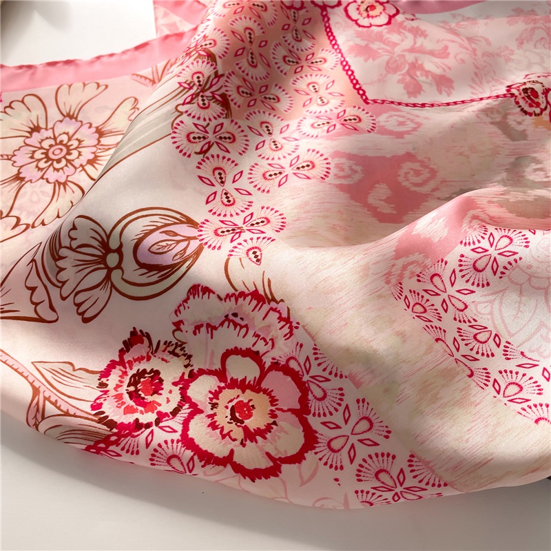 Khăn Choàng Cổ Hình Vuông 70X70Cm Chất Liệu Lụa In Họa Tiết Hoa Xinh Xắn Thời Trang Cho Nữ