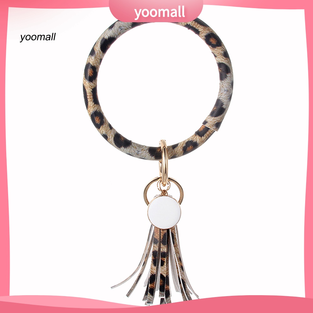 Móc Khóa Dạng Vòng Tròn Phối Tua Rua Bằng Da Giả