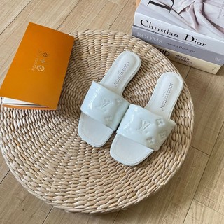 Dép sandal da bóng đế thấp thời trang 2023 cho nữ