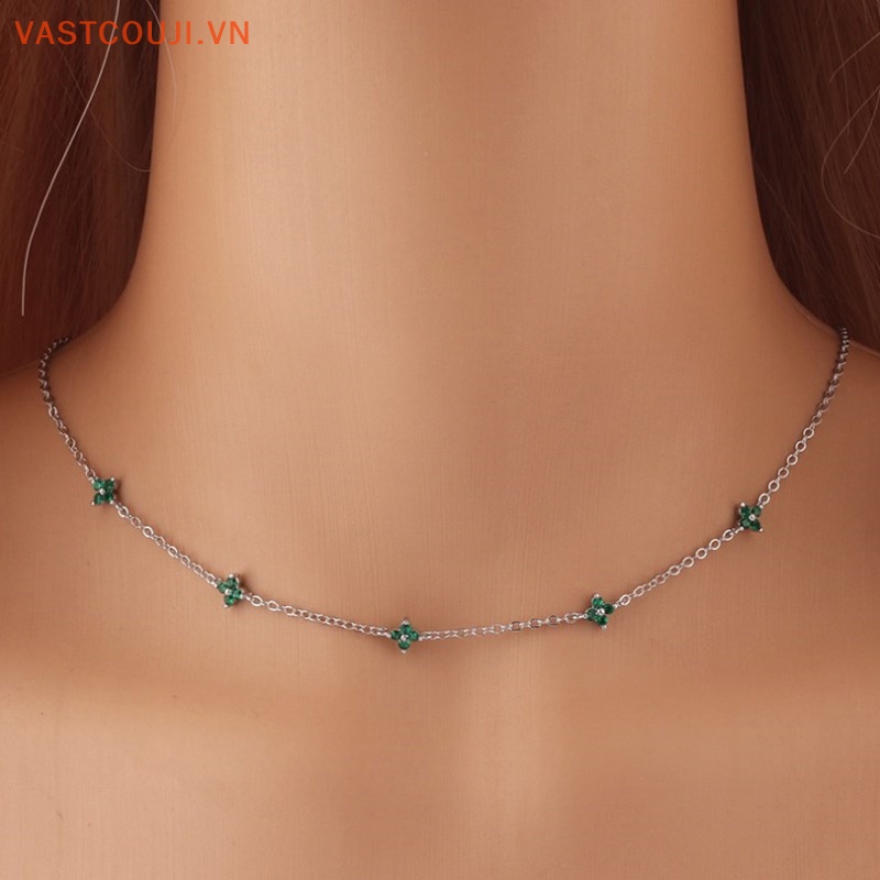 Vòng cổ Mặt Hoa Nhỏ Màu Vàng Kim Dễ Thương Thời Trang Cho Nữ