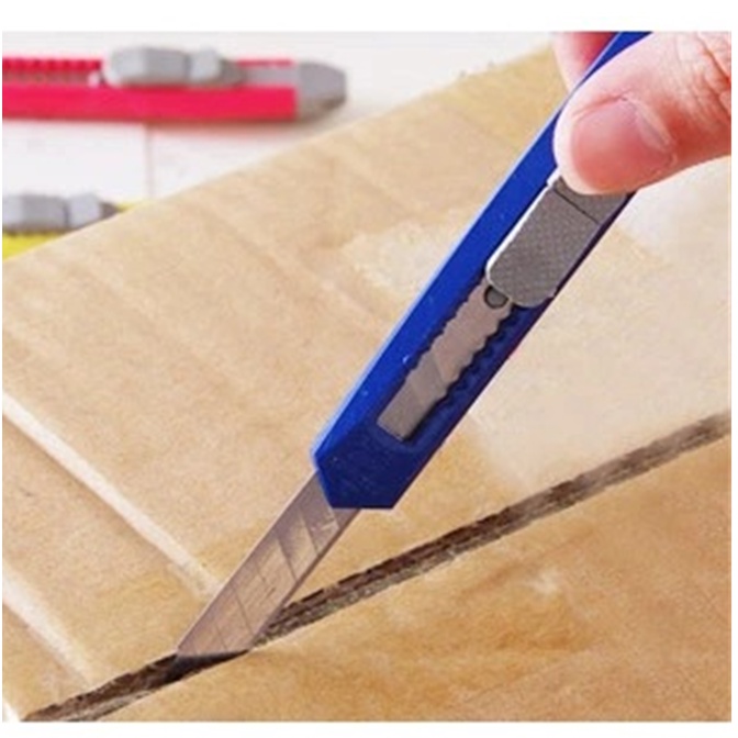 Sỉ 10 Dao rọc giấy lưỡi inox có thể thay đổi lưỡi sử dụng được nhiều lần, nhỏ gọn chắc chắn cán nhựa tốt