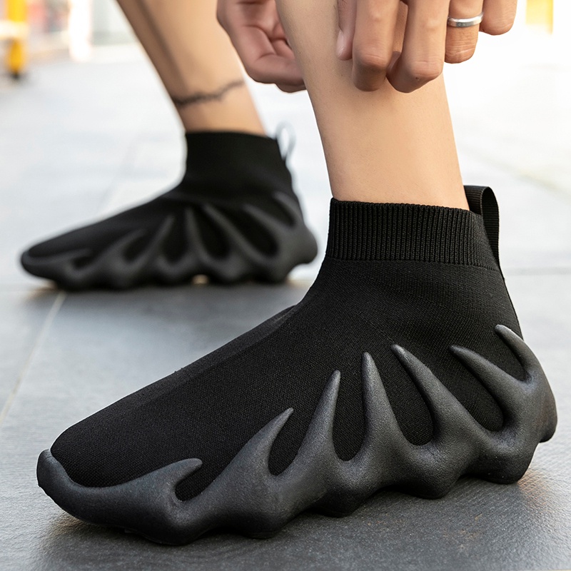 Big size 31-48 high top nam giày chạy bộ siêu nhẹ lưới thoáng khí phụ nữ thể thao giày thể thao đệm mềm chống sốc đáy slip-on đi bộ vớ chạy bộ giày dép đen trắng xám kaki