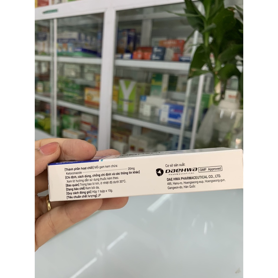 Kem bôi nấm ngoài da Comozol Cream 10g Hàn Quốc