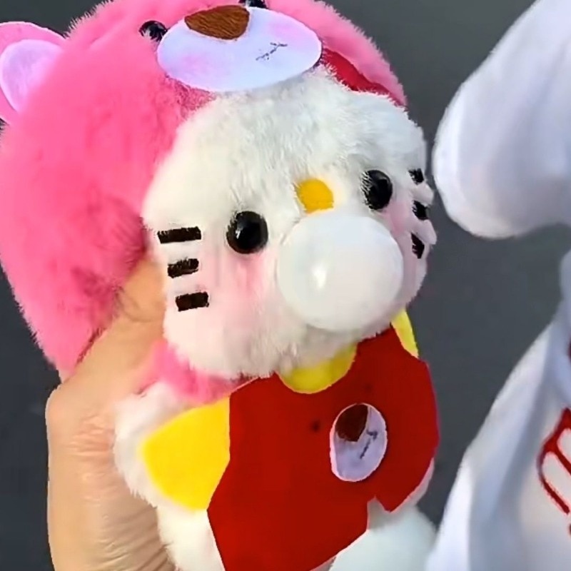 Strawberry bear kt cat plush doll handmade diy material bag homemade spit bubble squeak cartoon doll house phụ kiện