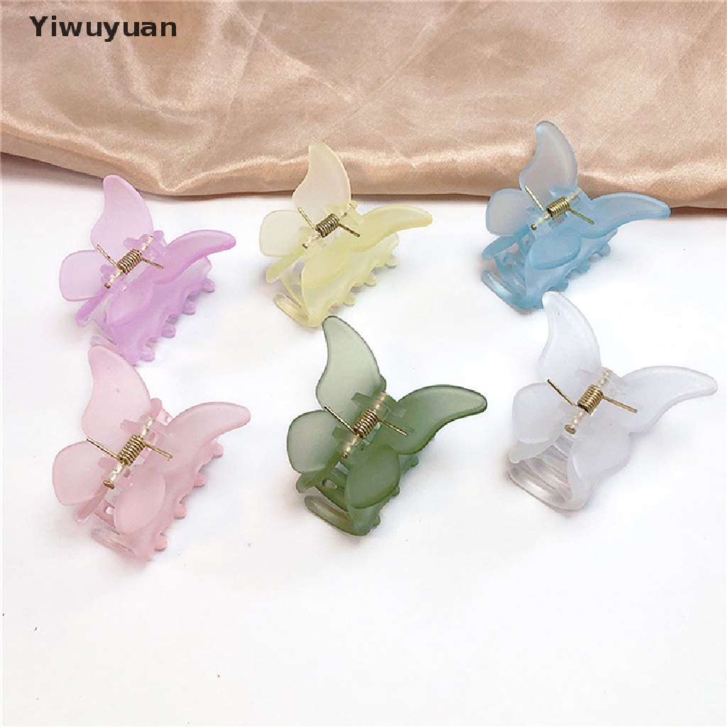 < Yiwuyuan > Kẹp Tóc Hình Bướm Ngọc Trai Bằng Nhựa Resin Mới Ngọt Ngào
