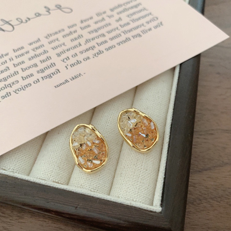 Bông Tai Kim Loại Màu Sắc Tương Phản Phong Cách Retro Dành Cho Nữ