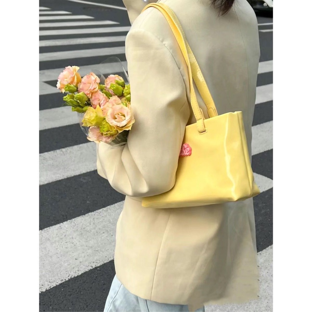 Túi Xách Đeo Vai Cỡ Lớn Họa Tiết Búp Bê Barbie Phong Cách Retro Cho Nữ